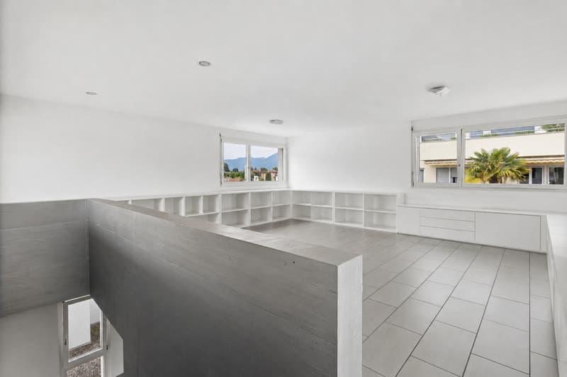 Moderna elegante villa in posizione centrale ad Ascona (11)
