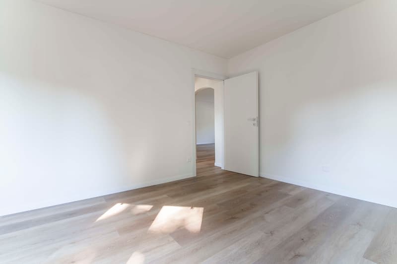 Exklusives 3.5-Zimmer-Wohnung in Breganzona, renoviert mit hochwertigen Ausstattungen (6)
