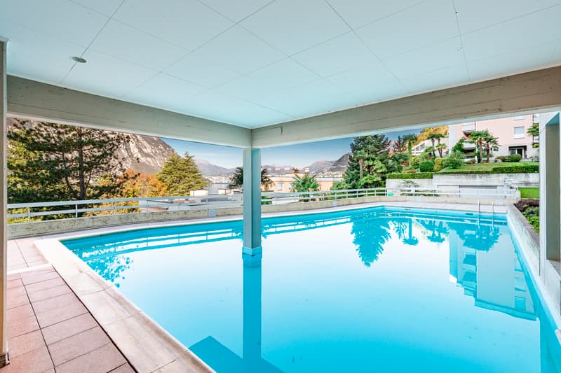 Lakeview pied-à-terre with garden and condominium pool (9)