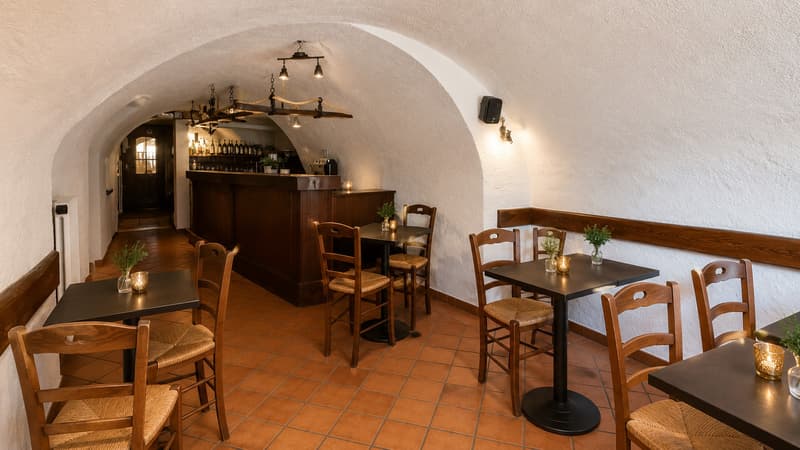 BAR TRESA (2)