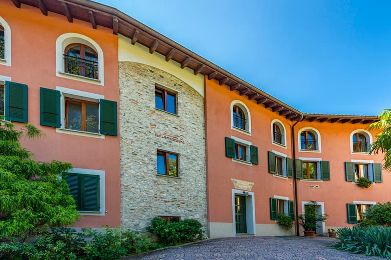 Elegante appartamento con vista mozzafiato (13)