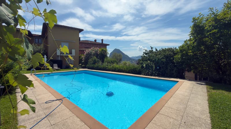 Elegante appartamento con vista mozzafiato (11)