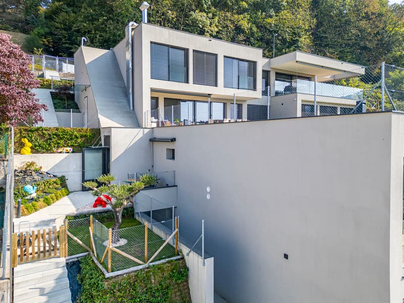 Ampio 2.5 locali con giardino e locale wellness privati (10)
