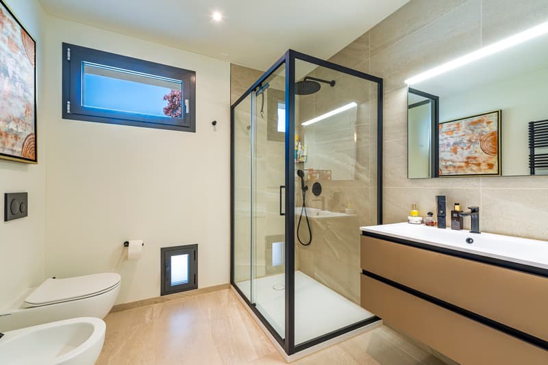 Ampio 2.5 locali con giardino e locale wellness privati (5)