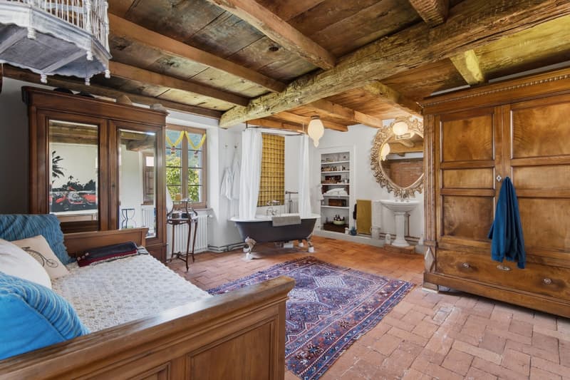 Casa d'epoca con giardino nel nucleo storico di Aranno (11)