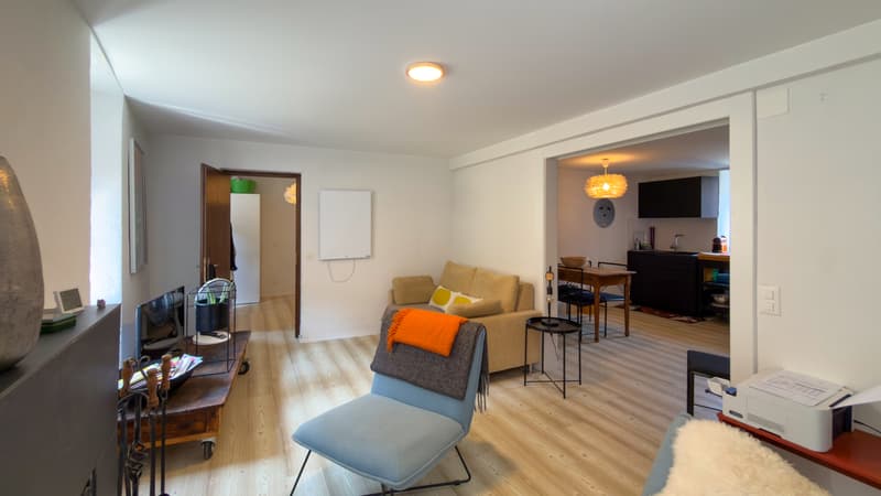 Accogliente 2.5 locali arredato nel nucleo di Scairolo (3)