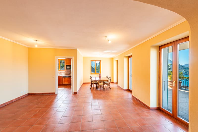 Ca' Rossa | Elegante 3,5 locali affacciato sull'intero Golfo di Lugano (6)