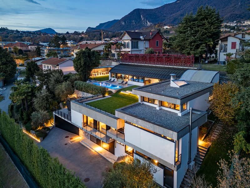 Casa Dolinski | Un capolavoro di luce e design (12)