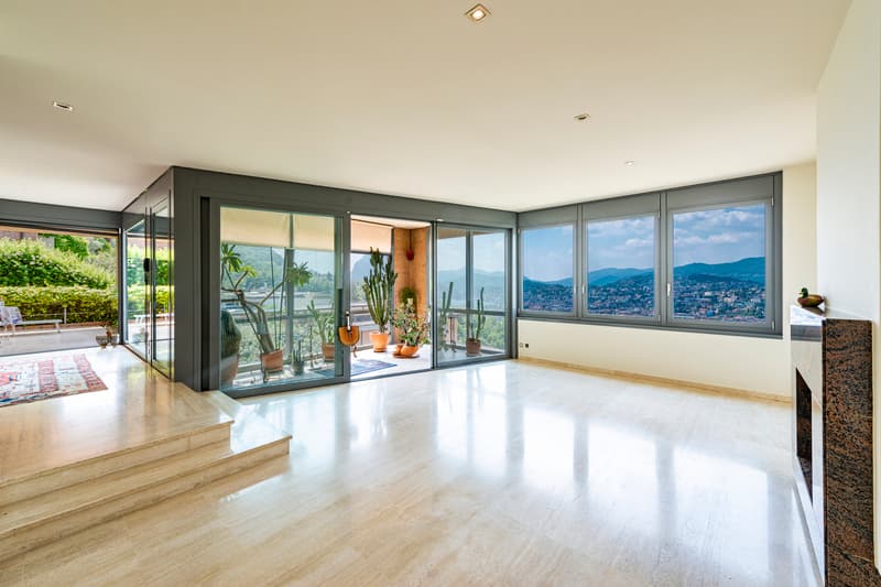 Casa moderna con bella vista lago (11)