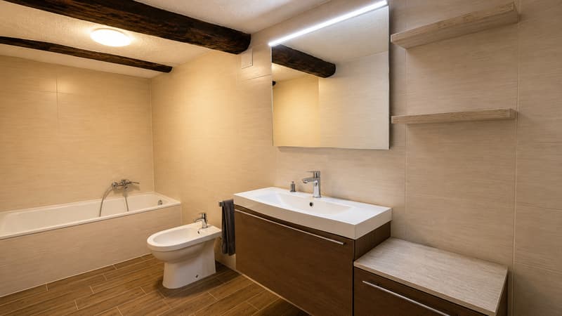 PICCOLA CASA TICINESE NEL NUCLEO DI BRUSINO ARSIZIO (12)