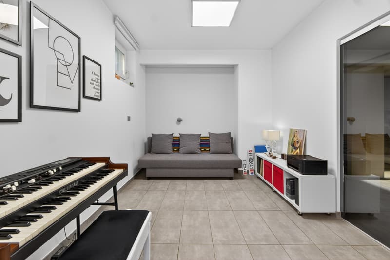 Moderno appartamento con giardino (9)