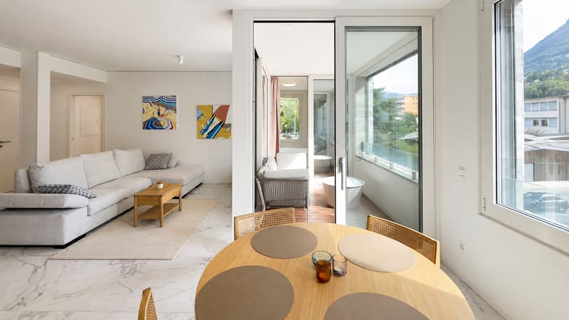 Elegante appartamento di 3.5 locali a pochi passi dal lago (4)