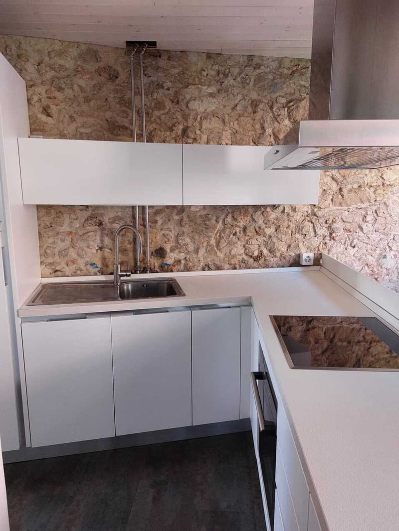Accogliente duplex 3.5 locali arredato nel nucleo di Scairolo (5)
