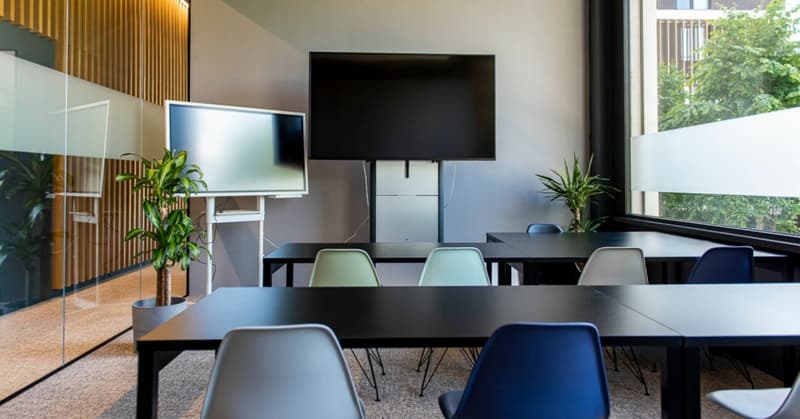 SItzungszimmer