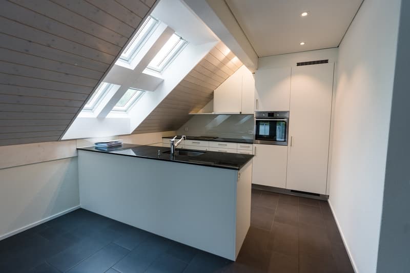 Moderne 5.5-Zimmer-Maisonettewohnung mit grossem Balkon in Bottenwil (4)