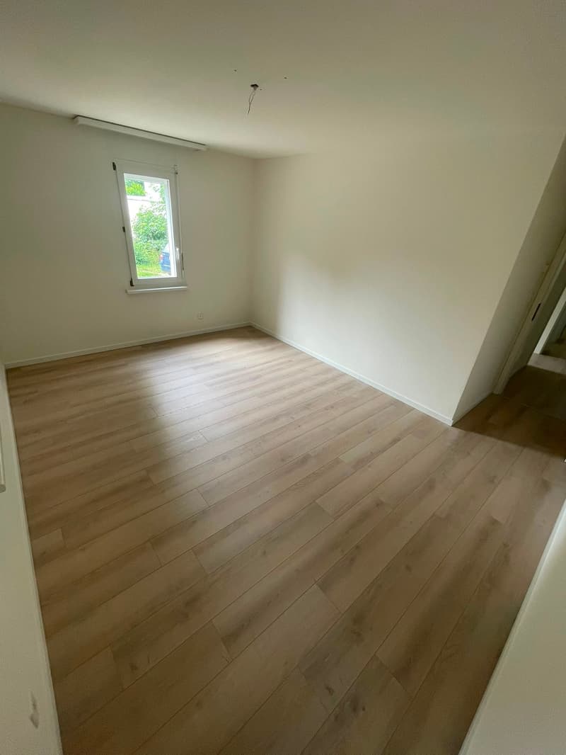 Charmante 4.5 Zimmerwohnung Sitzplatz und Balkon (5)