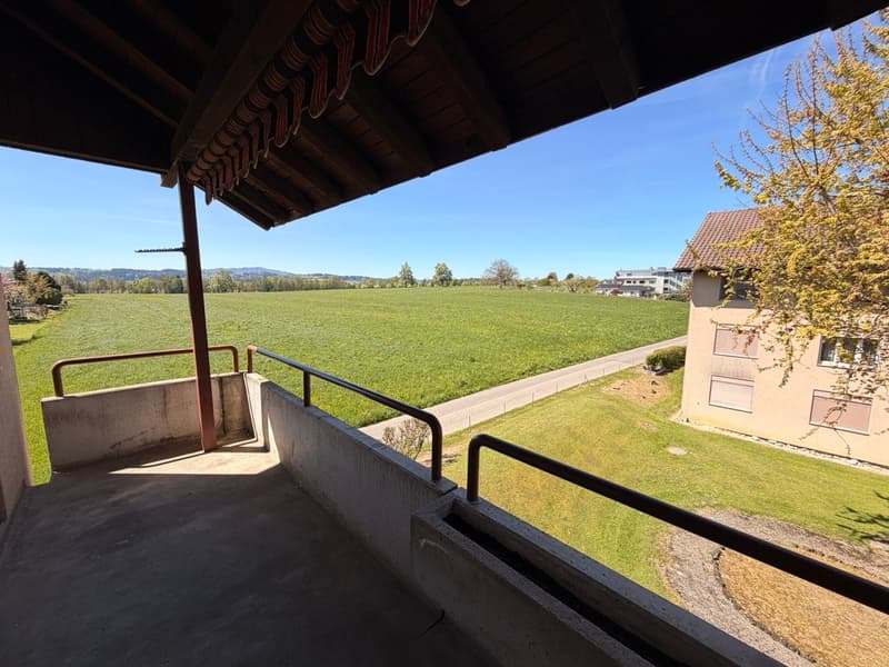Helle 3.5-Zimmer-Wohnung mit Balkon und schöner Aussicht in Arbon (10)