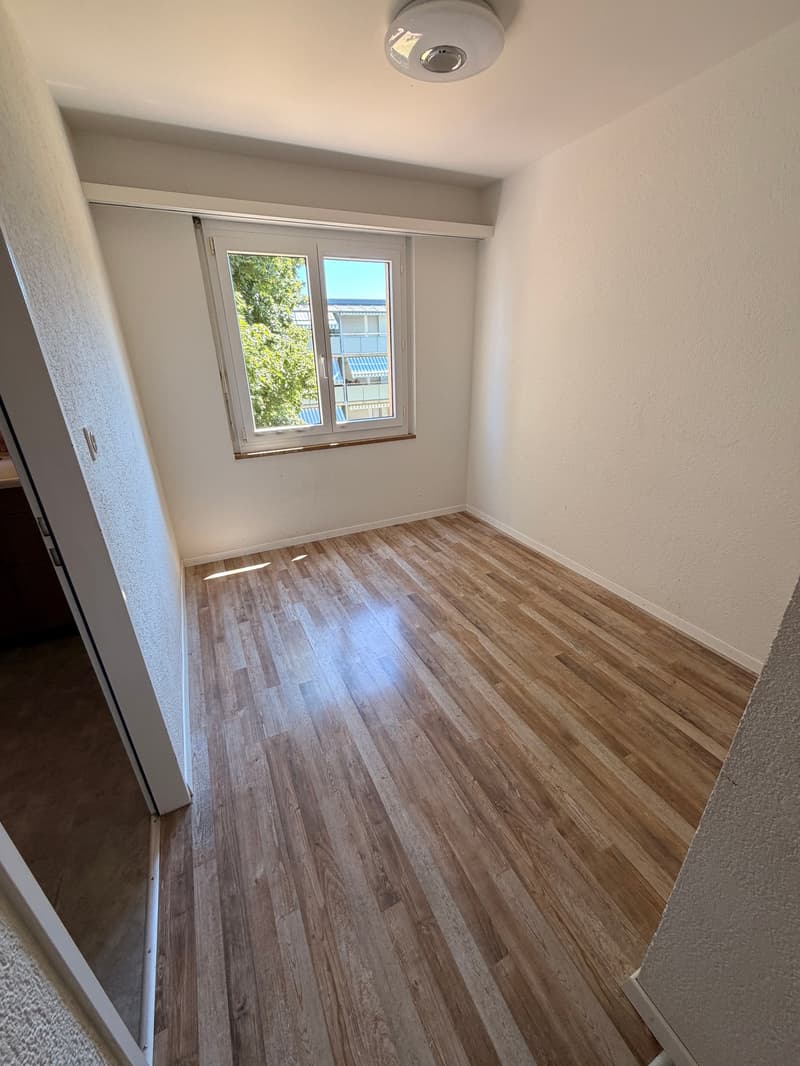 Helle 3.5-Zimmer-Wohnung mit Balkon und schöner Aussicht in Sirnach (6)