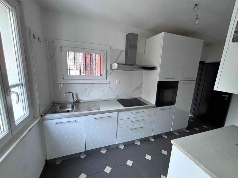 House for Sale - Gnosca (Bellinzona) (2)