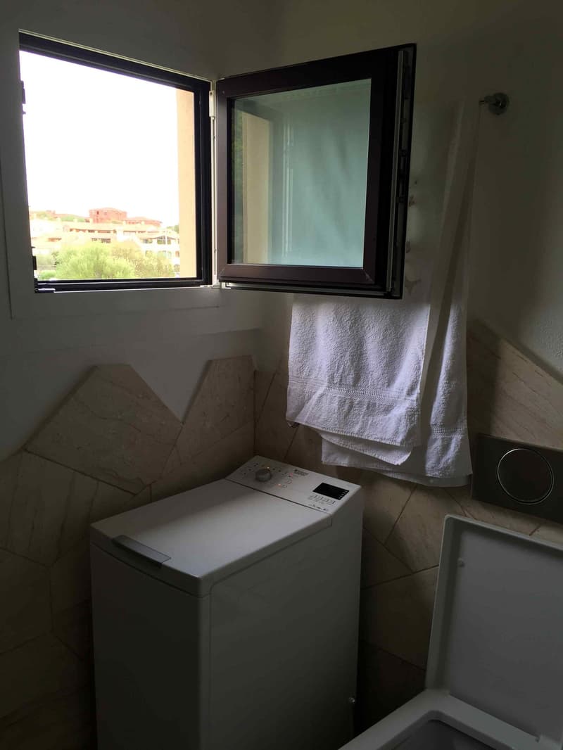 PORTO CERVO (SARDINIEN): ELEGANTES 2.5-ZIMMER-APARTMENT ZUM VERKAUF (10)
