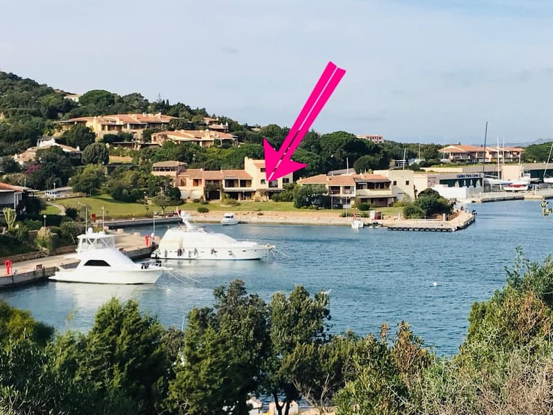 PORTO CERVO (SARDINIEN): ELEGANTES 2.5-ZIMMER-APARTMENT ZUM VERKAUF (2)