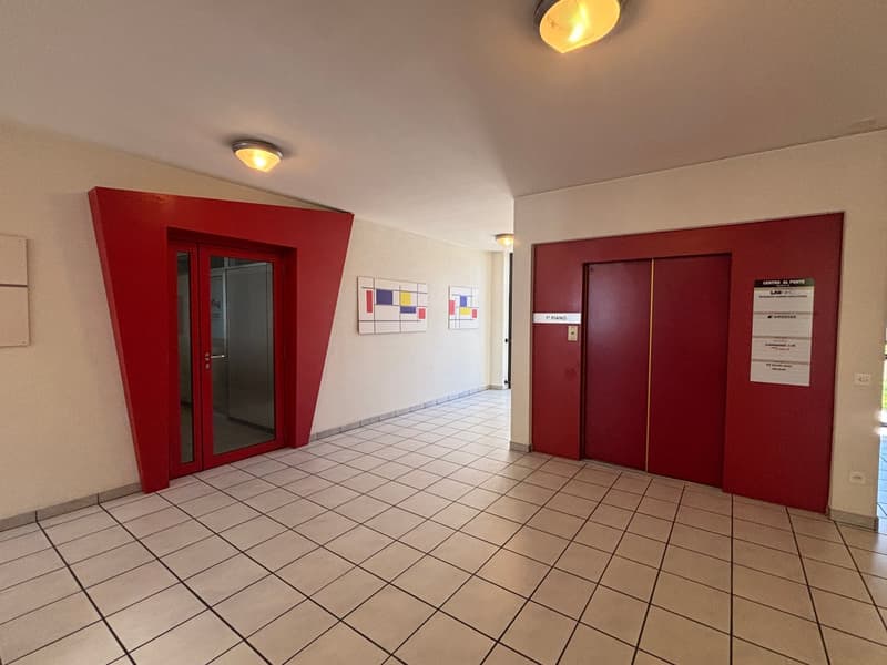 AFFITTASI A CADENAZZO SPAZIO COMMERCIALE DI CA. 78 mq (3)