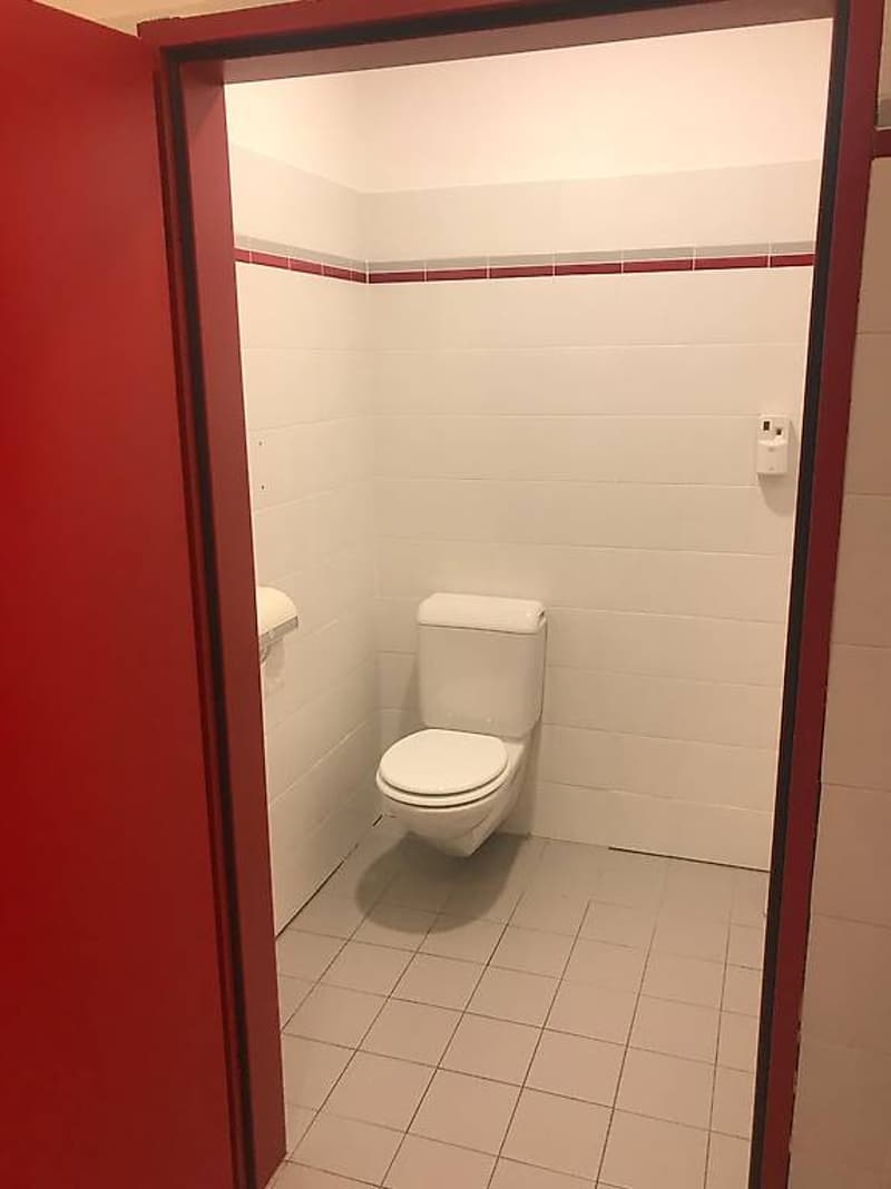Miete in Cadenazzo Gewerbefläche mit Auslage (120mq) (5)