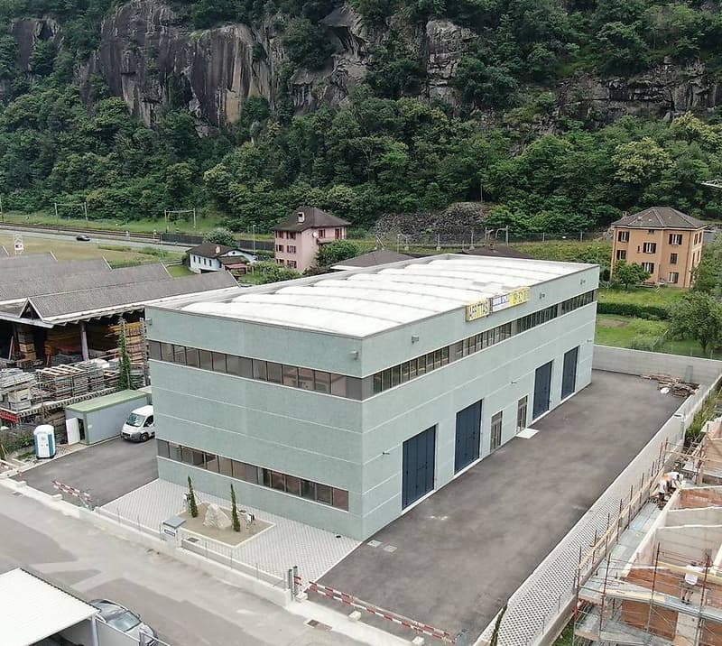 AFFITTASI A CRESCIANO CAPANNONE DI NUOVA COSTRUZIONE (5)