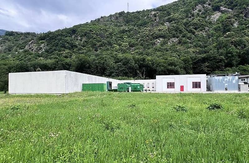 VENDESI STABILE INDUSTRIALE - SAN VITTORE (GR) (1)