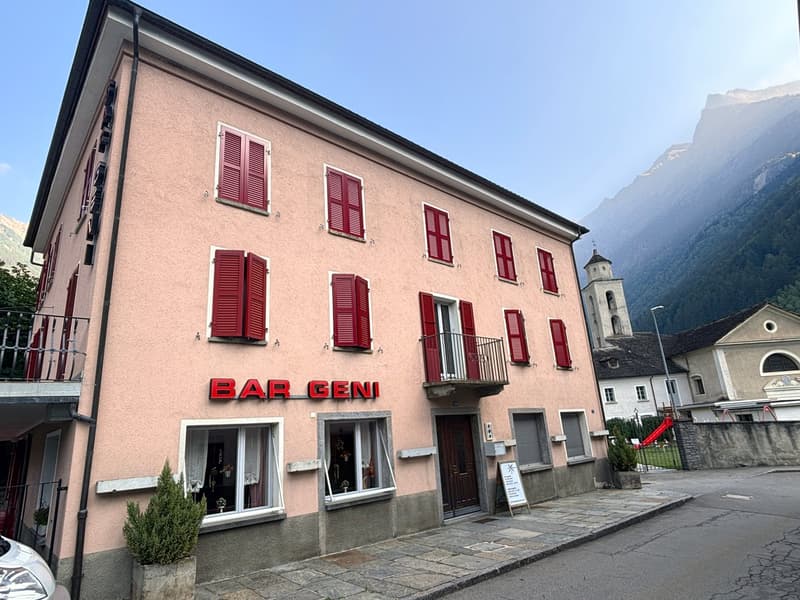 AFFITTASI A MESOCCO STORICO BAR GENI (1)