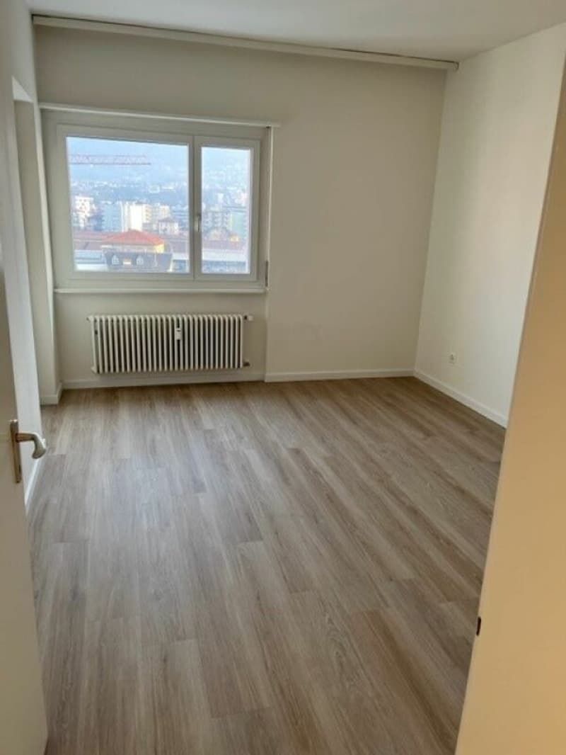 8900 Chiasso, Via G. Guisan 21a, apartment no. 2135 (5)