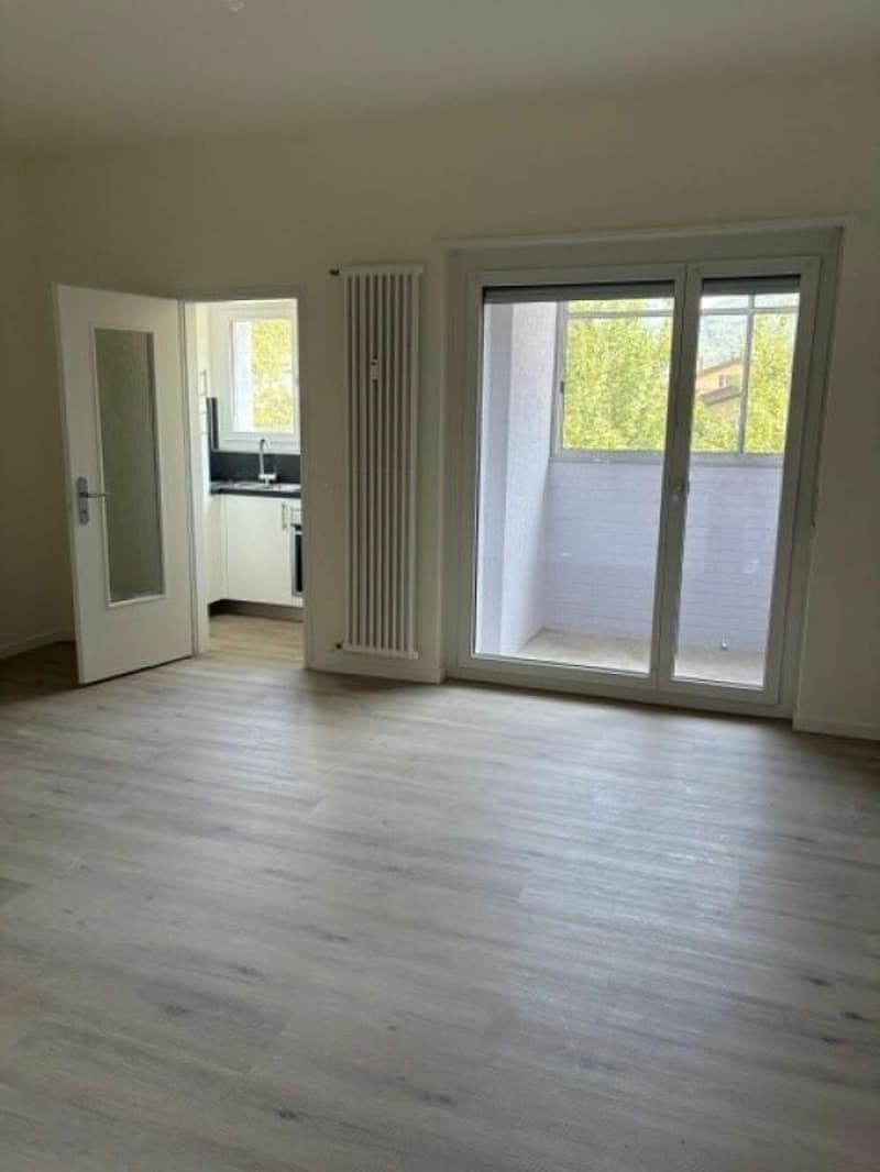 8900 Chiasso, Via G. Guisan 19, appartement n° 1902 (3)