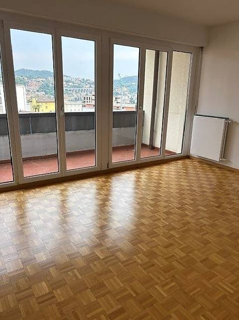 3.5 room apartment on the 6th floor (2)