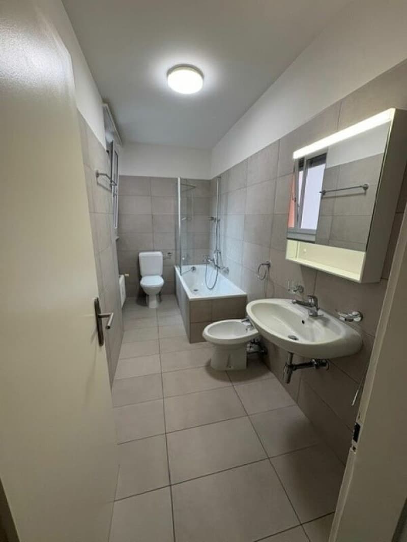 8900 Chiasso, Via G. Guisan 19a, appartamento no. 1941 (5)
