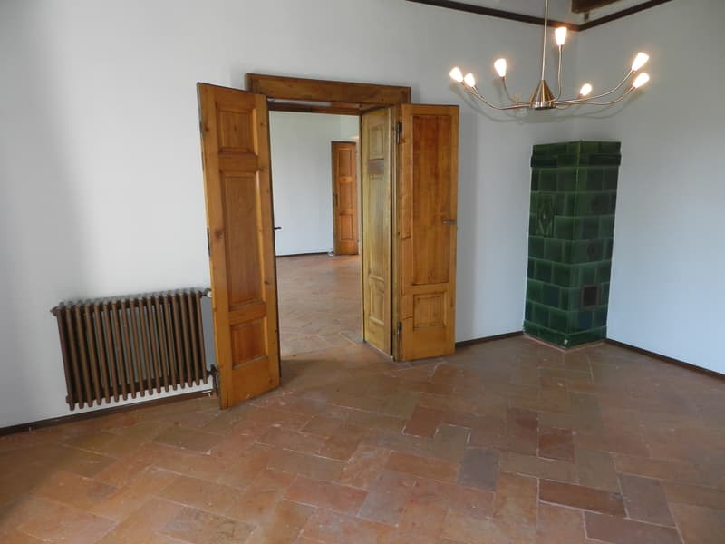 Large attic in a period villa in Gravesano (5)
