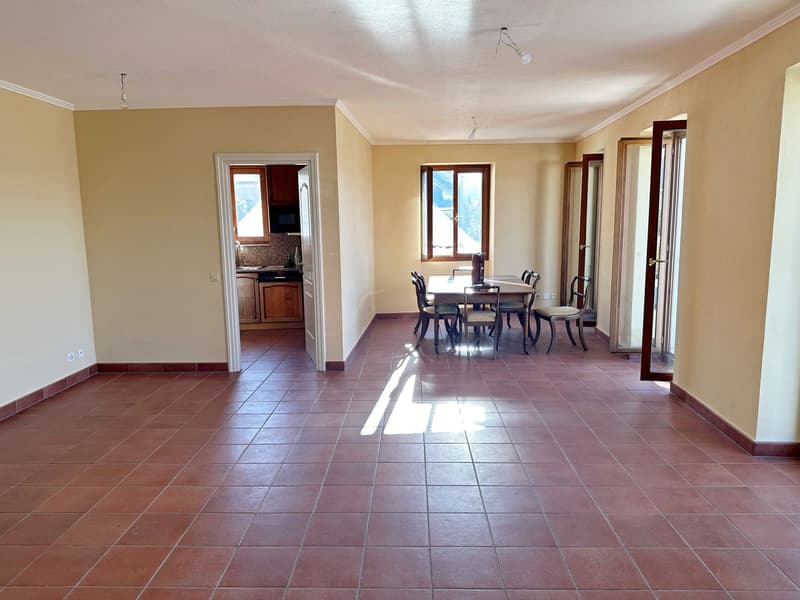 RUVIGLIANA, in casa d'epoca Appartamento 3.5 locali vista lago (4)