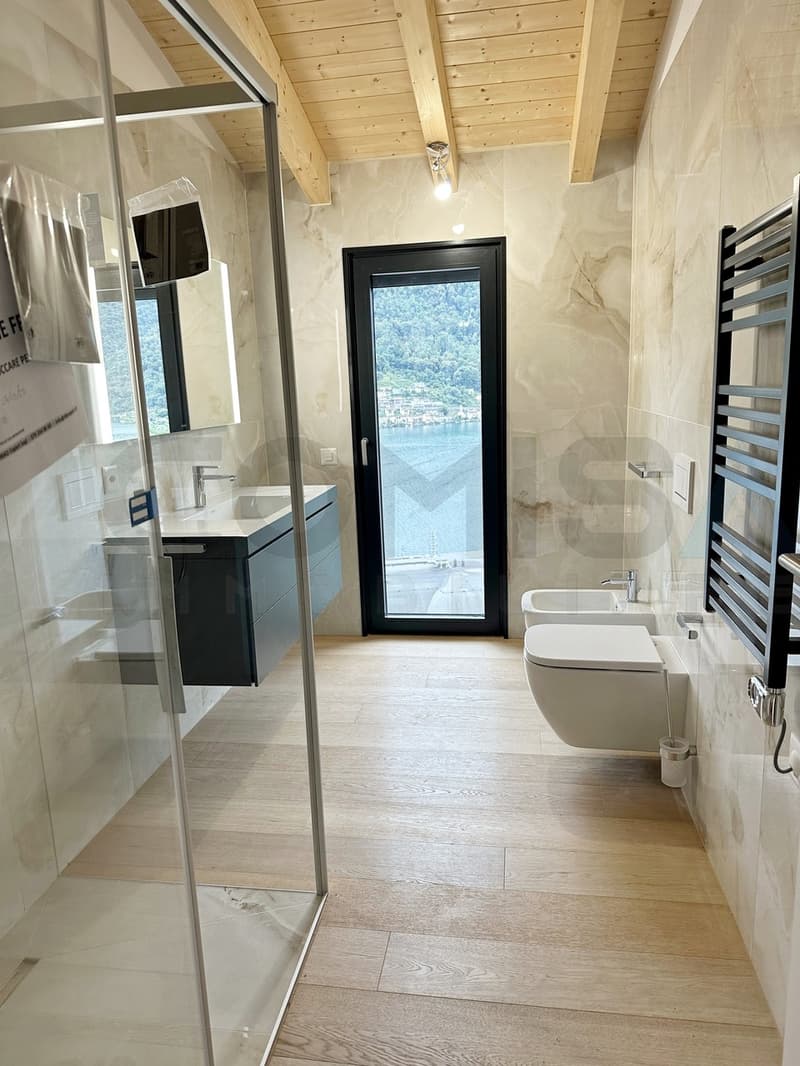 VICO MORCOTE Neue moderne Villa 7.5 Lokale mit Seeblick (9)