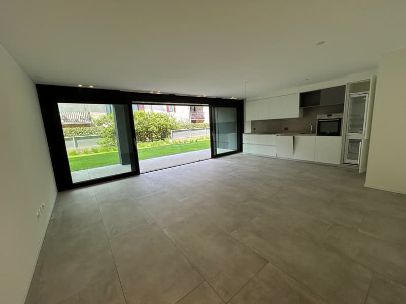MAGLIASO 3.5 rooms with garden and communal pool (2)