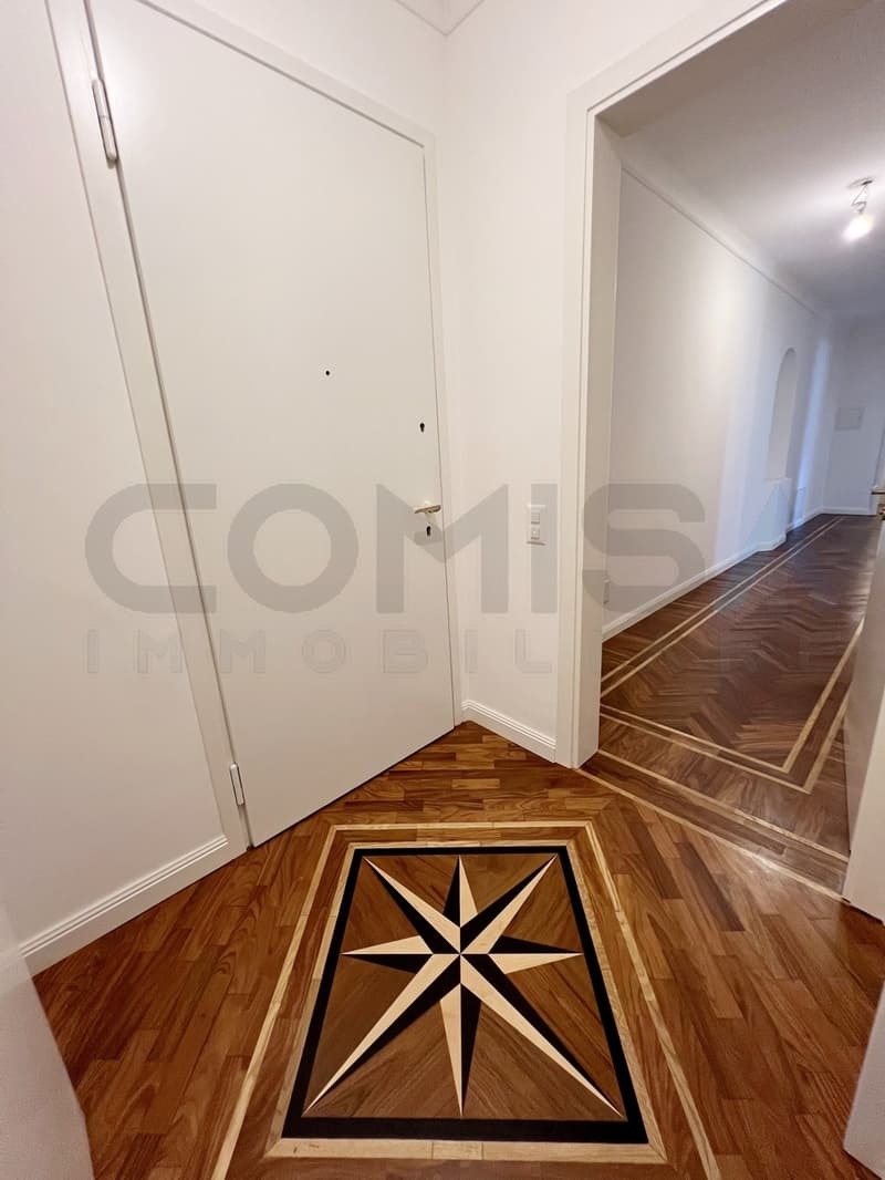ingresso appartamento piano inferiore