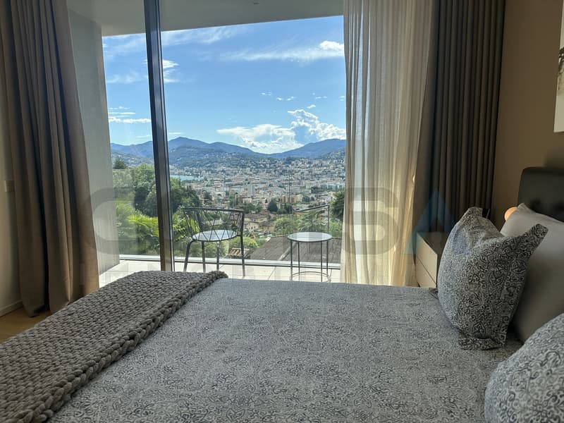 camera con splendida vista / Zimmer mit herrlicher Aussicht / room with a stunning view
