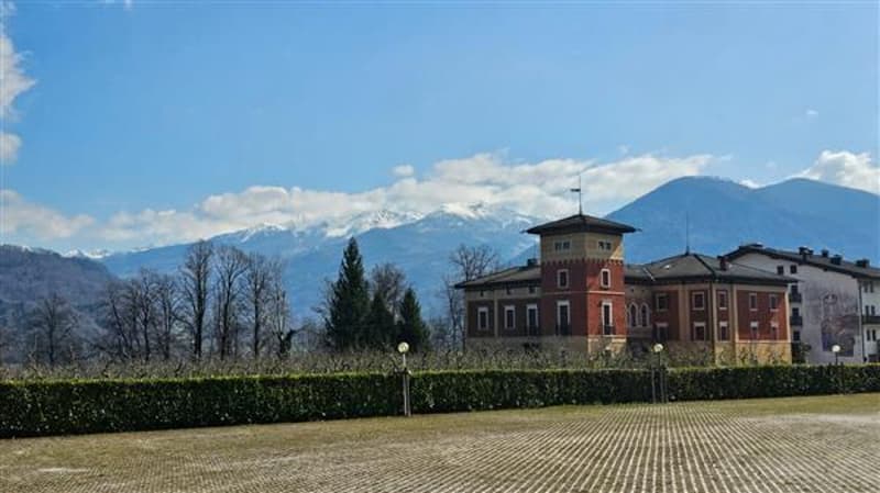 Esterno