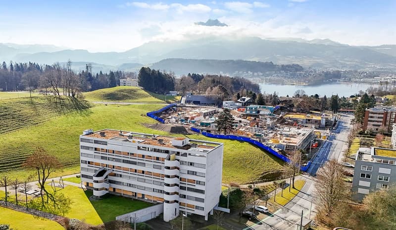 EXCLUSIVE 6.5-ROOM-ATTIC-MAISONETTE IN THE CITY OF LUCERNE – MUCH SPACE FOR YOUR LIVING IDEAS ***** (12)