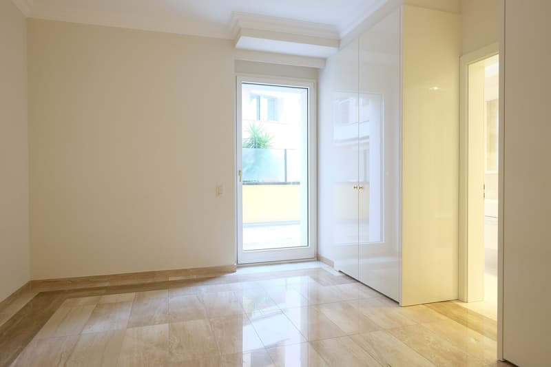 Location d'un appartement de haut standing, lungolago de Lugano, 2e étage (4)