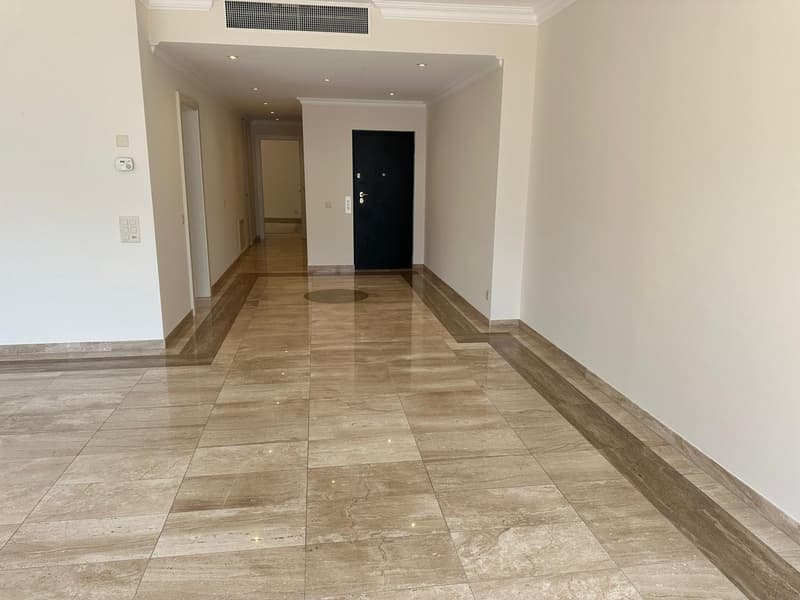 Affittasi appartamento di alto standing, lungolago Lugano al 3° Piano (12)
