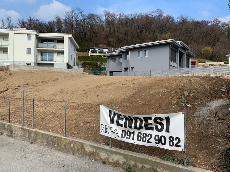 Vente de terrain constructible à Arzo (2)