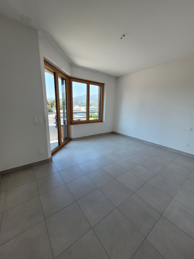 Appartement lumineux de 4,5 pièces avec balcon à Mendrisio (9)
