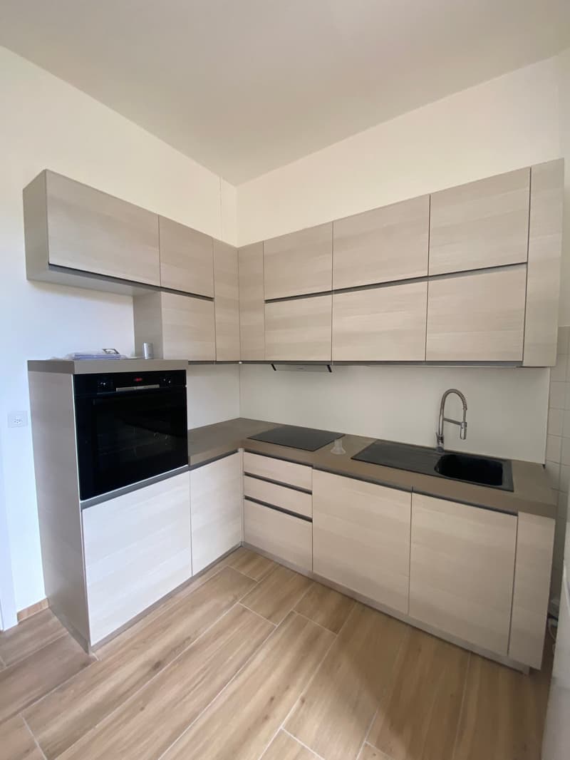 Appartamento 4.5 locali in affitto a Stabio – Tranquillo e luminoso (2)