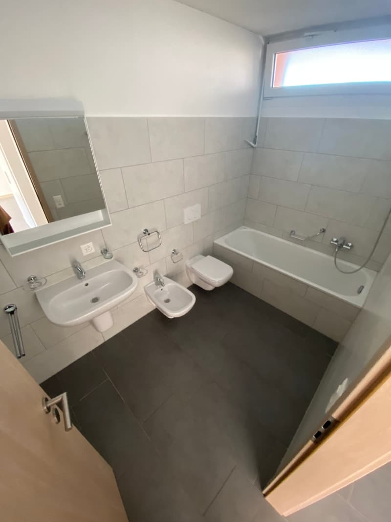 Appartement 2.5 pièces avec balcon à Stabio – disponible immédiatement (5)