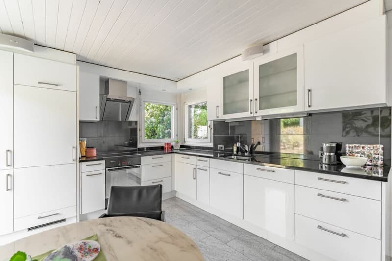 Herrlich gläge: Stilvolls 5.5-Zemmer-Eifamiliehuus (Verchouf em Bieterverfahre) (4)