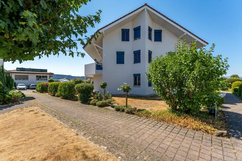 Es Huus em Huus: grossi 6.5-Zemmer-Maisonette-Wohnig (11)